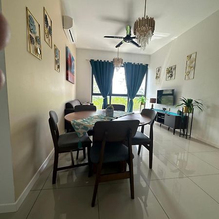 The Clio 2 Residences, Beside Conezion, Beside Ioi City Mall, Opposite Serdang Hospital, Beside Uniteen And Upm, ปุตราจายา ภายนอก รูปภาพ