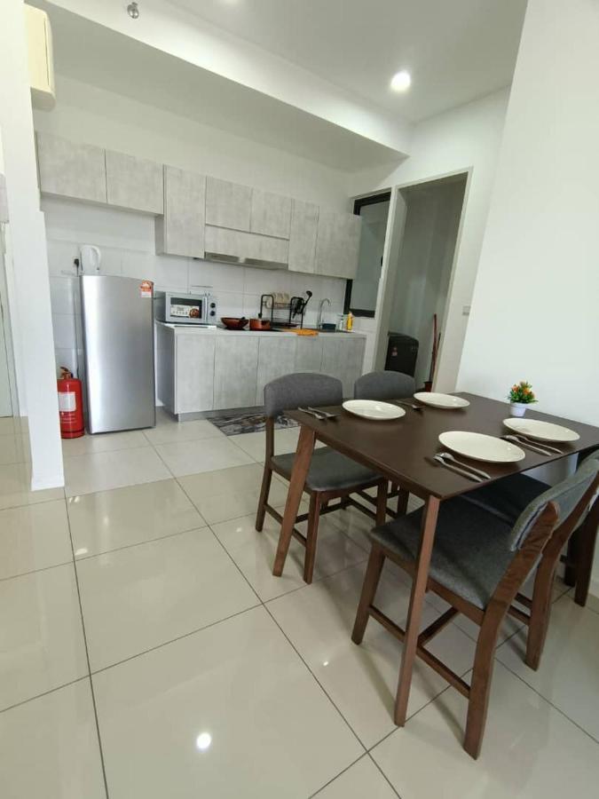 The Clio 2 Residences, Beside Conezion, Beside Ioi City Mall, Opposite Serdang Hospital, Beside Uniteen And Upm, ปุตราจายา ภายนอก รูปภาพ