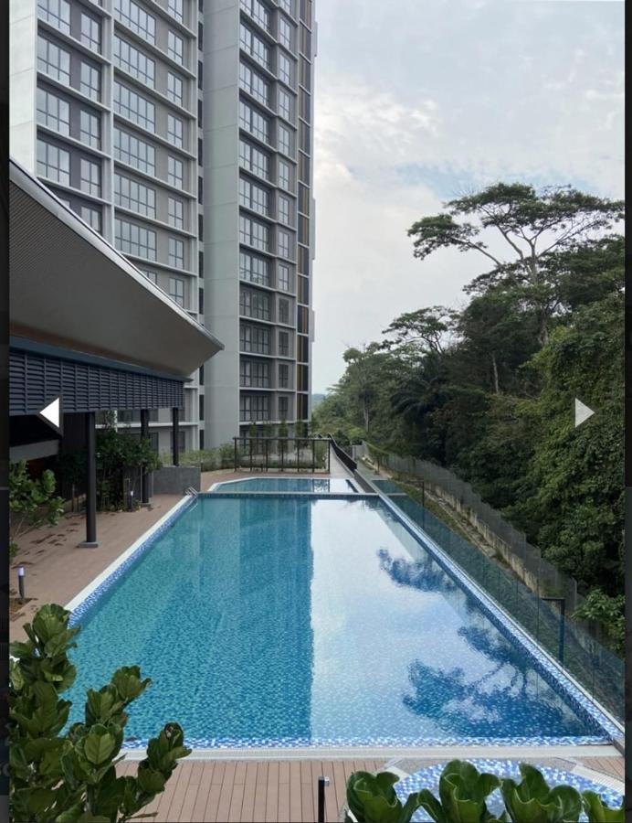 The Clio 2 Residences, Beside Conezion, Beside Ioi City Mall, Opposite Serdang Hospital, Beside Uniteen And Upm, ปุตราจายา ภายนอก รูปภาพ