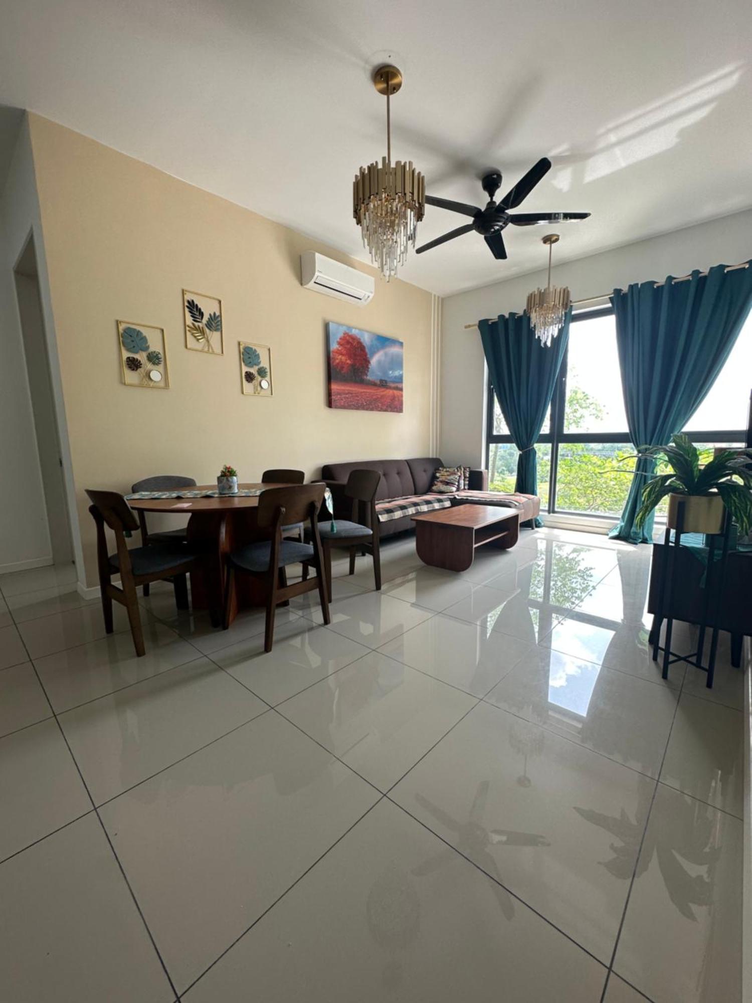 The Clio 2 Residences, Beside Conezion, Beside Ioi City Mall, Opposite Serdang Hospital, Beside Uniteen And Upm, ปุตราจายา ภายนอก รูปภาพ